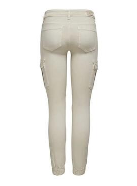 Pantalon cargo slim beige pour femme Missouri de la marque Only.