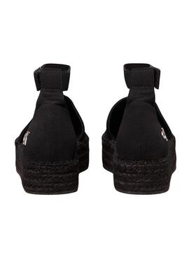 Espadrilles Calvin Klein à plateforme noires pour femme.