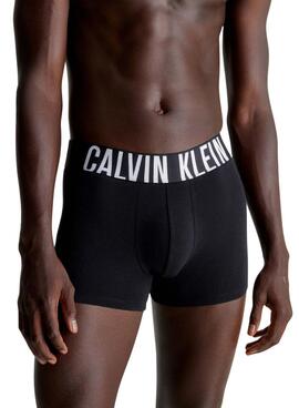 Pack 3 caleçons Calvin Klein boxer ajustés noir et blanc pour homme.