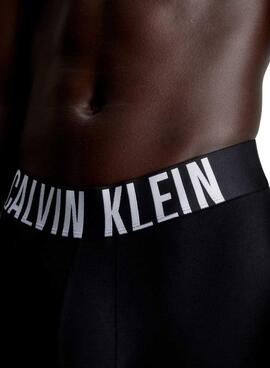 Pack 3 caleçons Calvin Klein boxer ajustés noir et blanc pour homme.