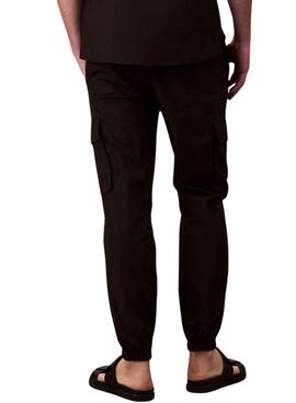 Pantalons cargo Calvin Klein Jeans en ripstop noir.