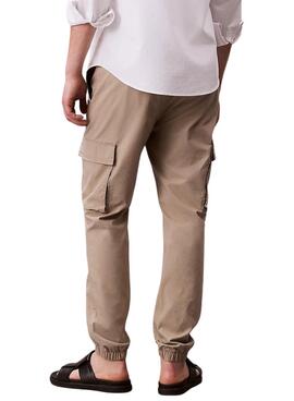 Pantalons cargo Calvin Klein Jeans en ripstop kaki pour homme