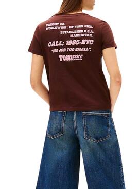 T-shirt Tommy Jeans Vintage marron pour femme