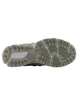 Chaussures New Balance U1960 gris et noir pour homme