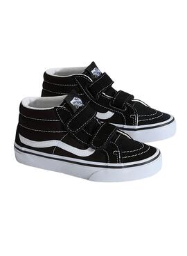 Chaussures Vans Sk8 Mid noires pour enfants.