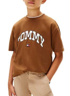 T-shirt Tommy Hilfiger Varsity marron pour enfant