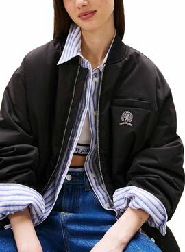 Bomber Tommy Jeans Longline noir pour femme.