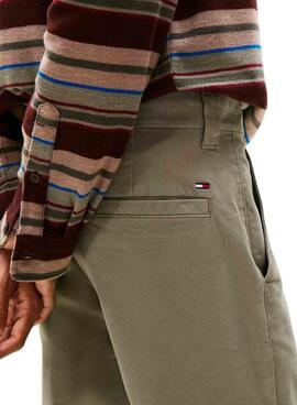 Pantalon Tommy Jeans Austin Chino vert pour homme