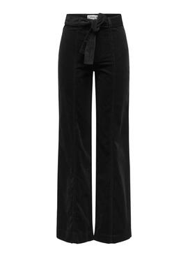 Pantalon Only Madison en velours cotele noir pour femme.