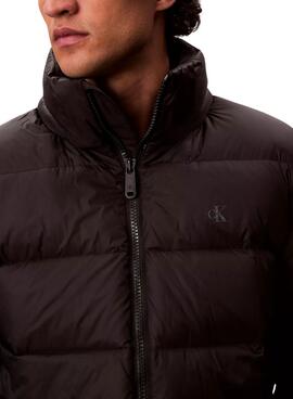 Veste en plumes Calvin Klein à capuche noire pour homme