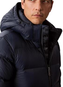Veste matelassée Calvin Klein à capuche marine pour homme.