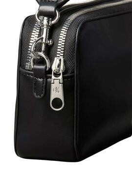 Sac à main Calvin Klein double fermeture éclair noir pour femme