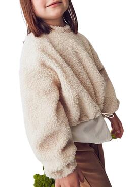 Sweat à capuche Mayoral beige avec doublure en peau de mouton pour fille.