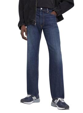 Jean Levi's 555 Relaxed Straight bleu pour homme