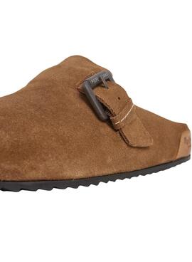 Sabots Pepe Jeans Corby en daim camel pour femme.