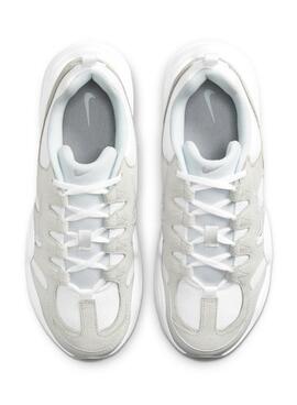 Chaussures Nike Tech Hera Blanches pour Homme.