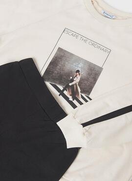 Chándal Mayoral negro y blanco de campana para niña