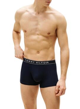 Ensemble de 3 caleçons Tommy Hilfiger Trunk avec inscription marine pour homme.