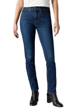 Jean slim Levis 312 en denim oscuro para mujer.
