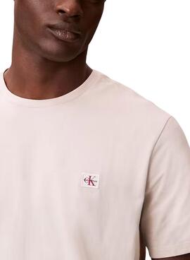 T-shirt Calvin Klein Jeans Badge blanc cassé pour homme