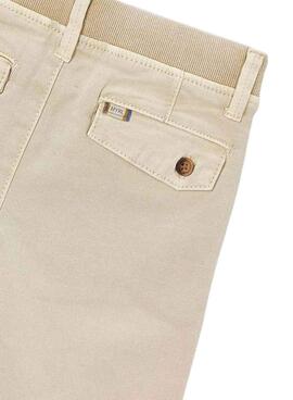 Bermuda Mayoral en coton chameau pour garçon.