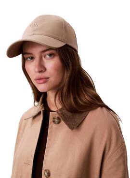 Casquette Calvin Klein Jeans Monogramme brodé beige pour femme
