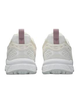 Chaussures Asics Gel Nunobiki beige pour femme.