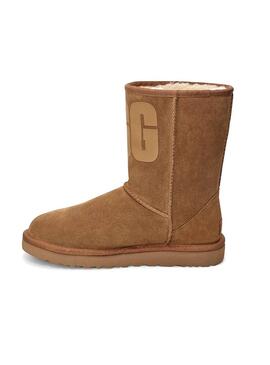 Boots UGG Classic Short Rubber Logo Chestnut