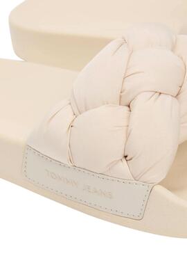 Mules Tommy Jeans en cuero beige trenzado para mujer
