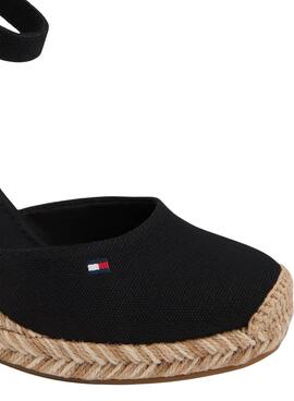Espadrilles Tommy Hilfiger Flag noir avec talon compensé haut pour femme