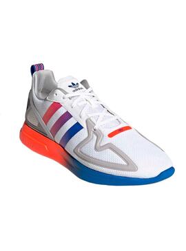 Baskets Adidas ZX 2K Flux Blanc pour Homme